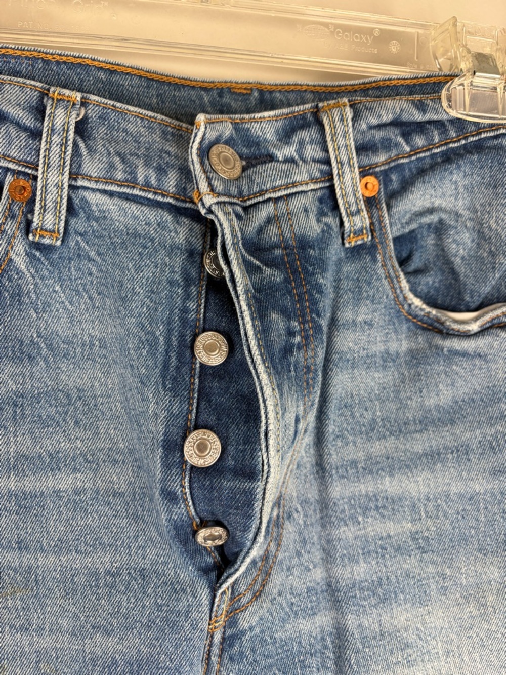 Levi's Light Blue 501® S NWOT High-Rise Jeans 29x32 button fly - Picture 4 of 9
